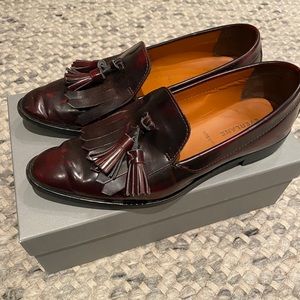Everlane women loafer size 7 with tassel